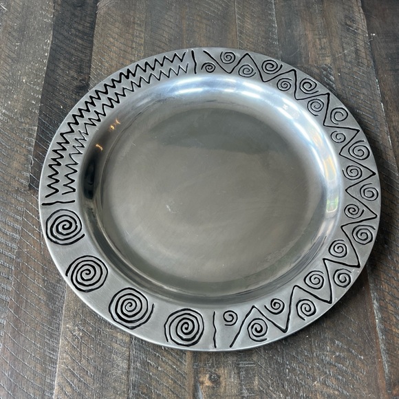 Wilton Armetale Reggae Pattern Large 12” Round Serving Platter Charger Food Safe - Picture 2 of 5